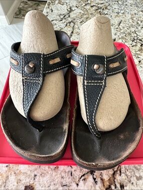 Women’s Black Leather Thong Papillio ( Birk - Comfortable Everyday womens Shoes
